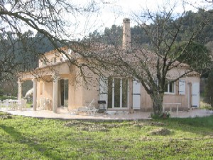 Photo N1: Casa ferias Mounes-Les-Montrieux Hyeres Var (83) FRANCE 83-6745-1