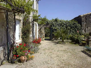 Photo N1: Casa ferias Montaren Uzs Gard (30) FRANCE 30-4367-1